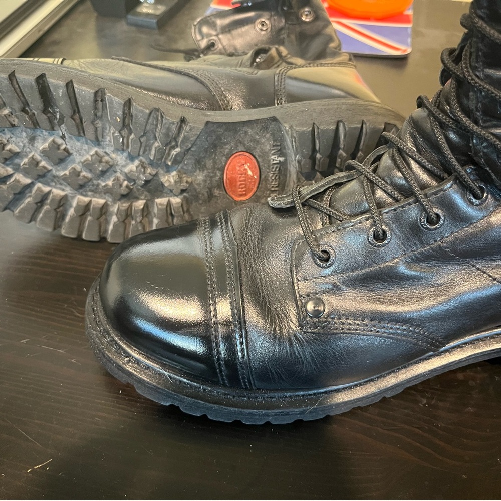 Men’s 10” ROCKY Paraboot, Zip - Picture 2 of 3